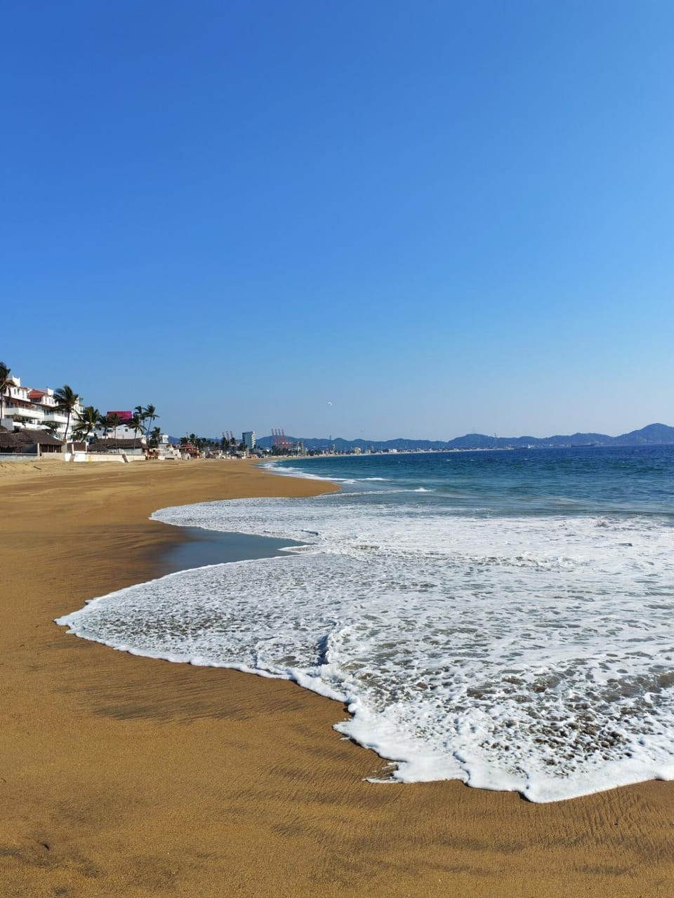 Suite en área turística de Manzanillo con club de playa Apartment in Manzanillo