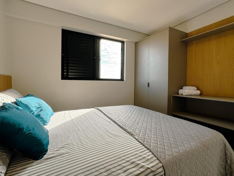 Apto Moderno na Zona 7 Maringá - UNI403 Apartment in Maringá