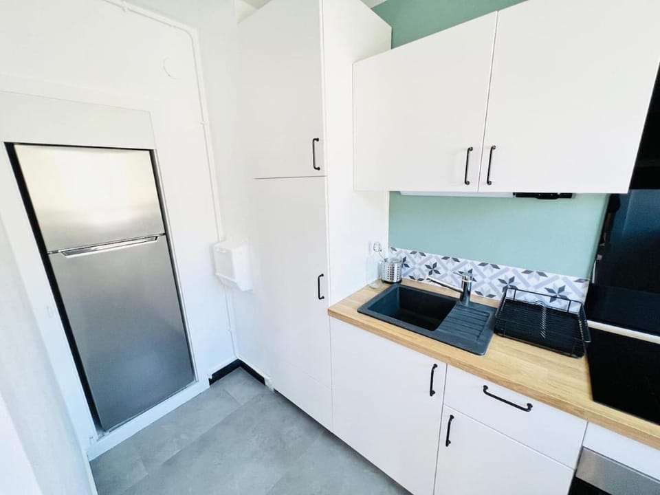 242 PB 1 Chambre Parking Partdieu Train Station Apartment in Villeurbanne