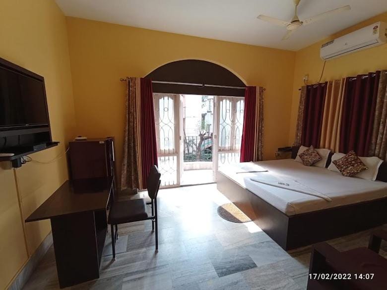 ADRIJA Ck 140 Saltlake SEC-ll Hotel in Kolkata