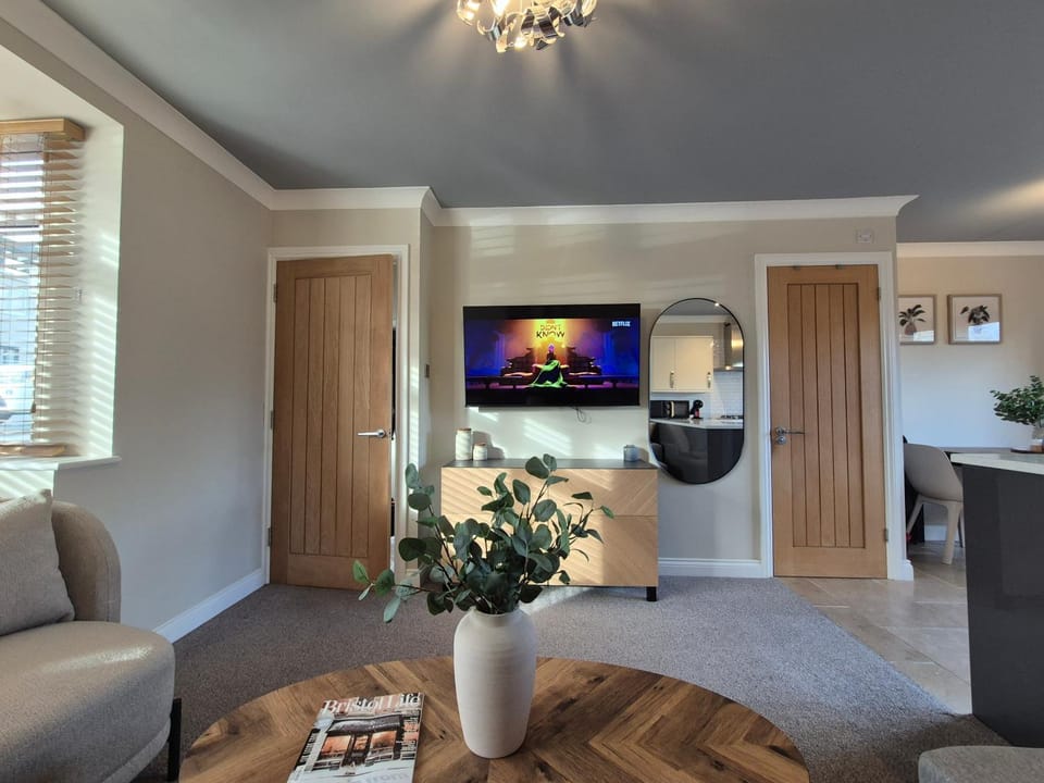 Wallscourt House By Cliftonvalley Apartments House in Bristol