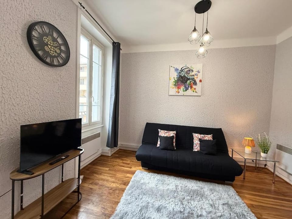 33 Racine 1 Chambre Gratte Ciel Apartment in Villeurbanne