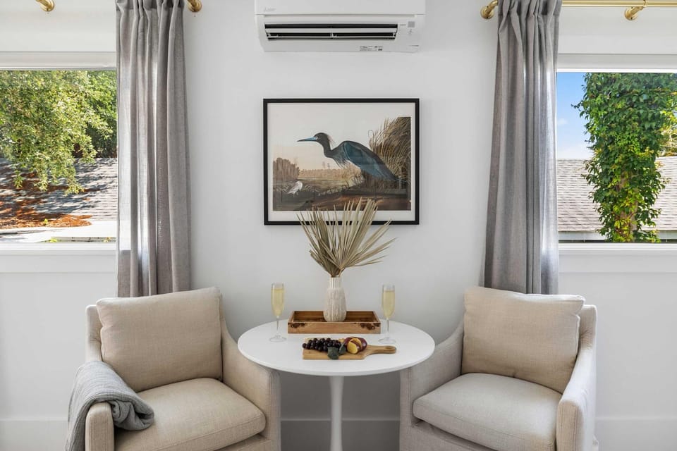 The Sumter 1bd Condo 1 Block to Ocean House in Folly Beach