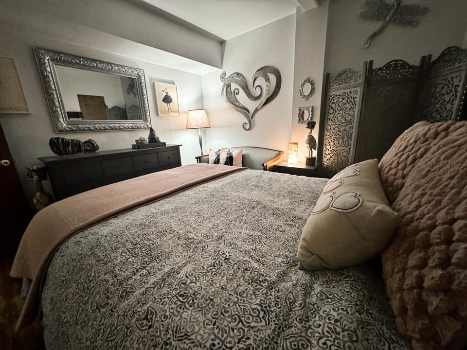 Center Hill Country Inn Apartment in Illinois