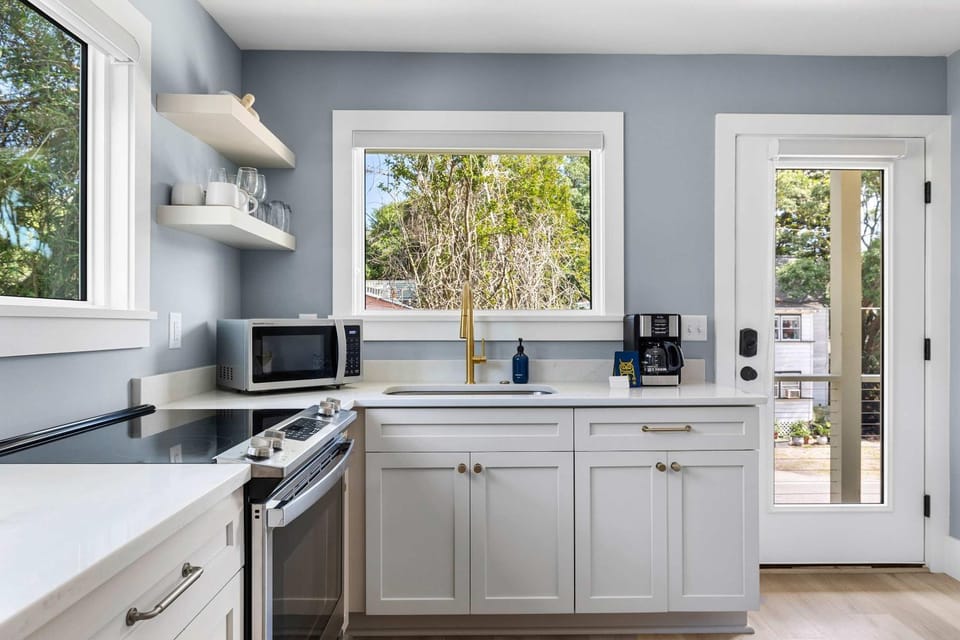 The Harbison - New Studio with Kitchen near Beach House in Folly Beach