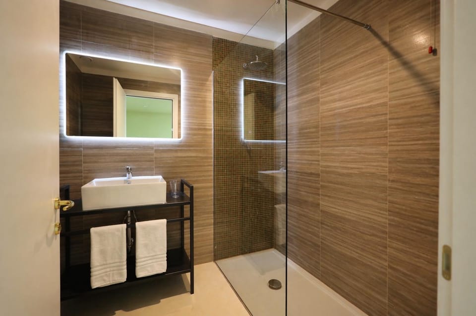 Shower, Bathroom