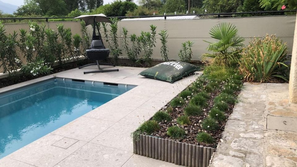 Garden, Garden, Swimming pool