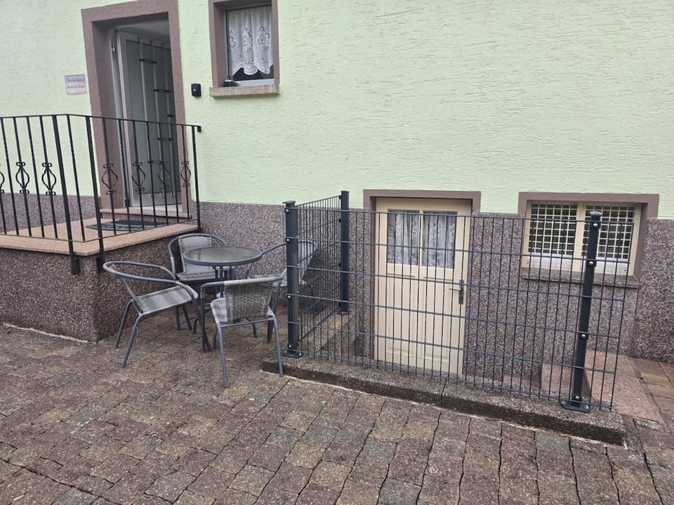 Lautertal Lodge Ferienhaus mit Pool - Whirlpool für bis zu 10 Personen House in Rhineland-Palatinate