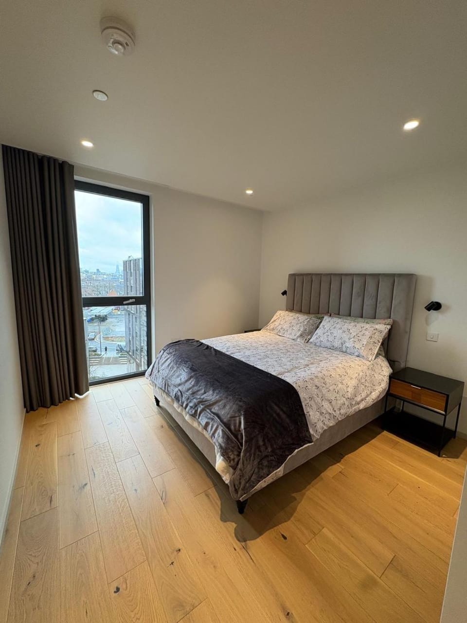 Luxury 2 Bed 2 Bath King Cross with Terrace Apartment in London Borough of Islington