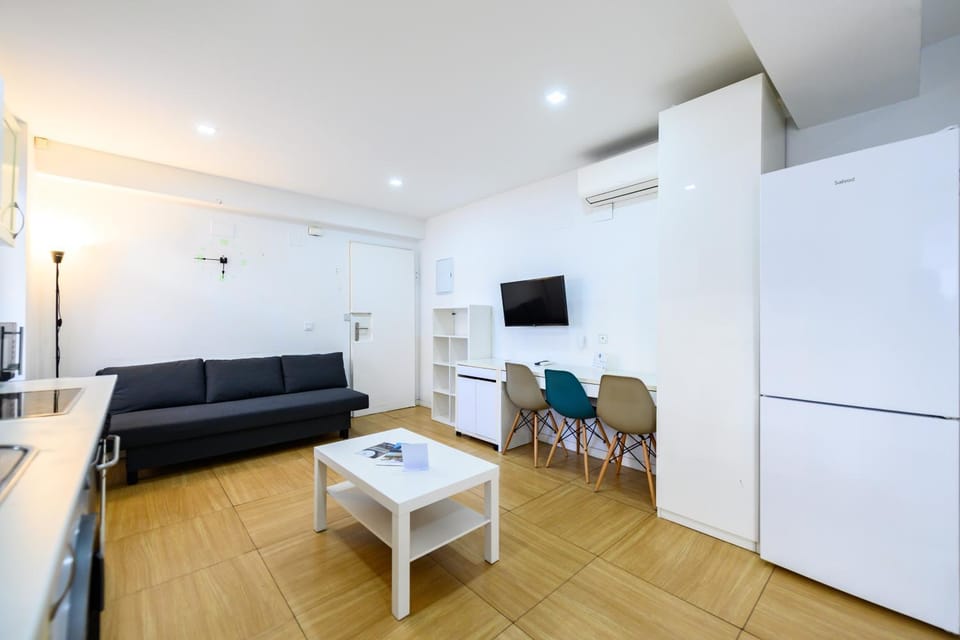 EMO470B - Acogedor estudio en Ciudad Lineal - Alquiler temporal Apartment in Madrid
