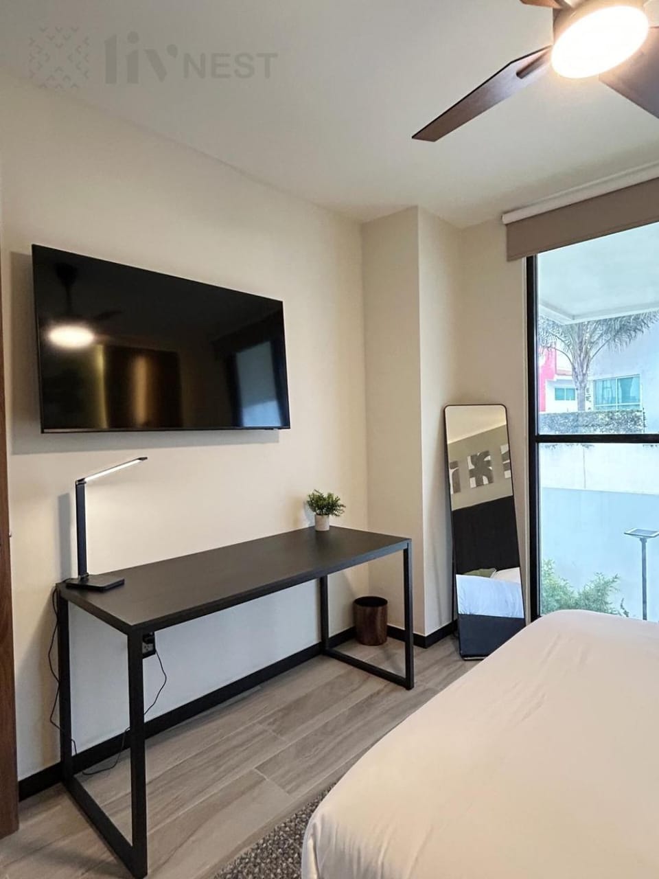 Quiet Room w/bath + Top Amenities! House in Santiago de Queretaro