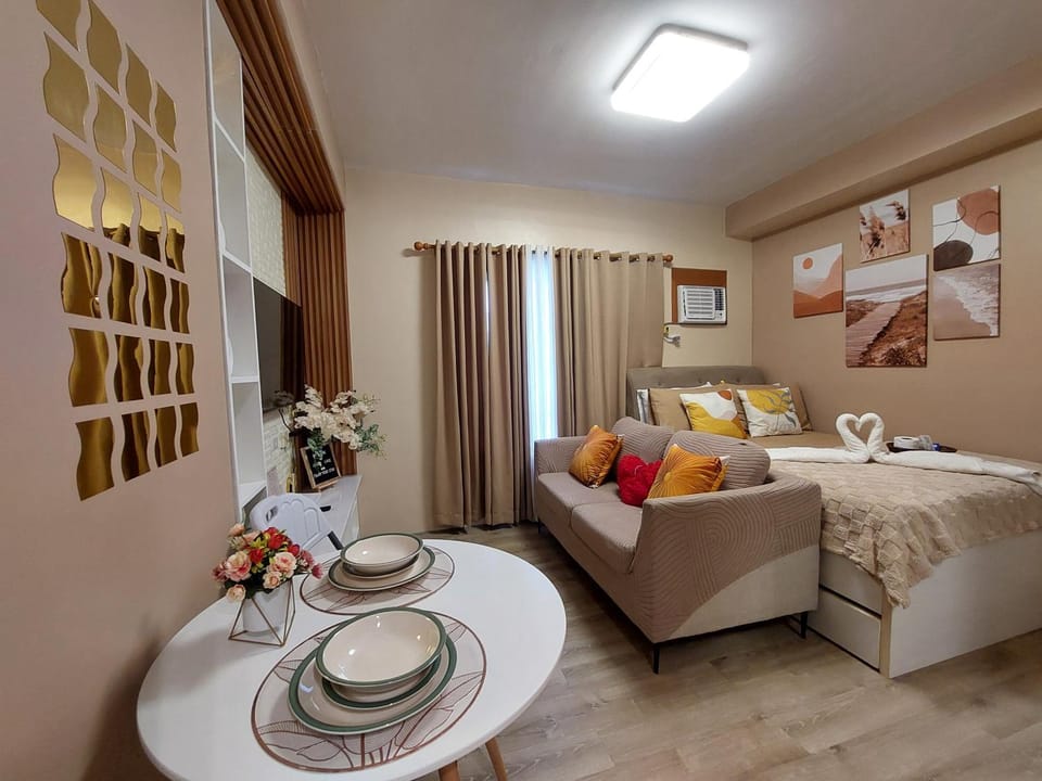 Bed, Living room, Photo of the whole room, Bedroom
