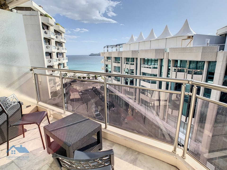 Patio, Sea view