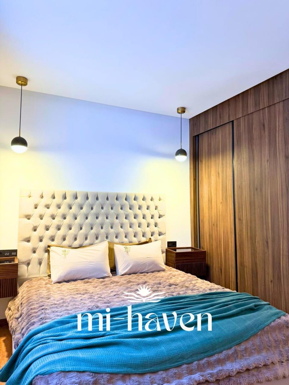 Happy - 2 BR - Downtown Casablanca Apartment in Casablanca