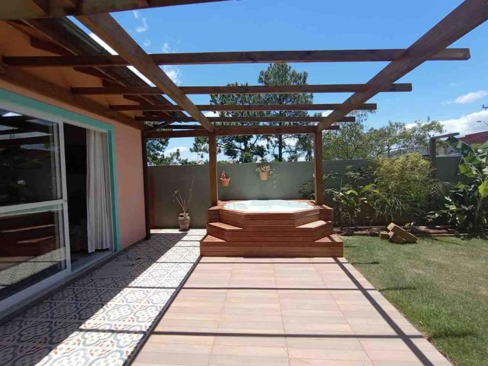 Casa aconchegante com Jacuzzi House in Florianopolis