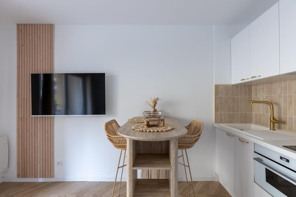 Metz - Studio cosy rénové -Terrasse & Parking privé Apartment in Metz