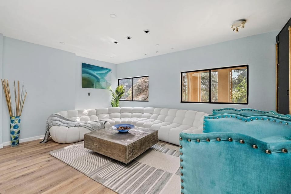 The Sinatra House- Fully Furnished! Villa in Beverly Hills