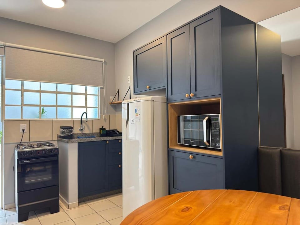 Studio UNI 102 - Unipar, Lago e Shopping Apartment in State of Paraná