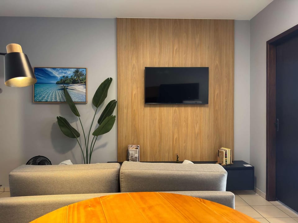 Studio UNI 102 - Unipar, Lago e Shopping Apartment in State of Paraná