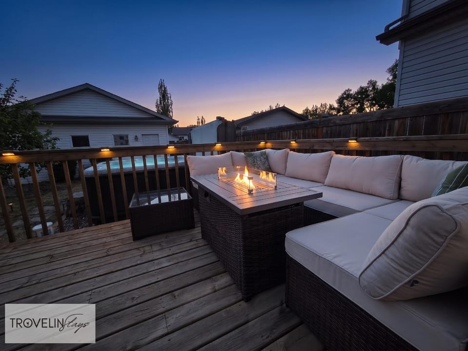 Patio, Hot Tub
