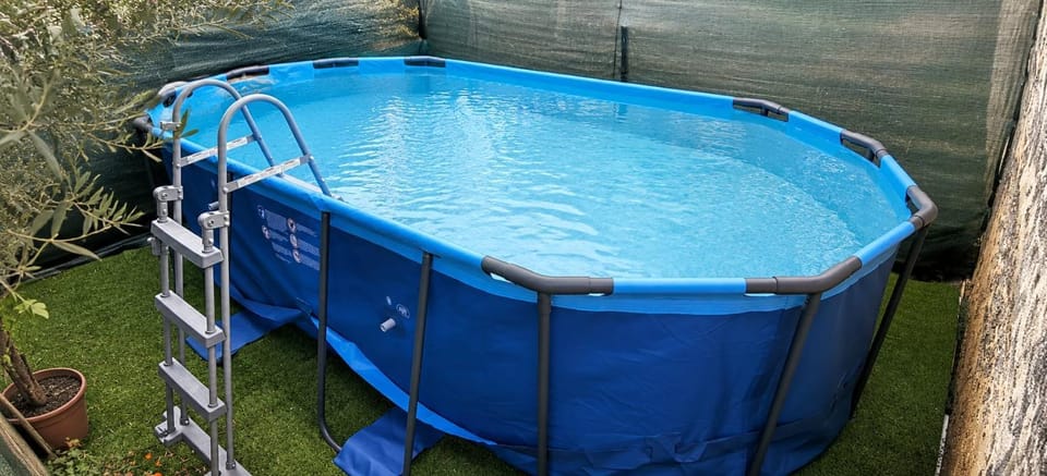 Pool view, Swimming pool, Swimming pool