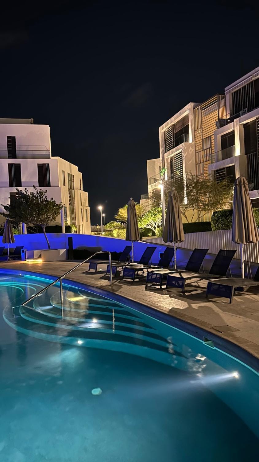 Swimming pool, Swimming pool