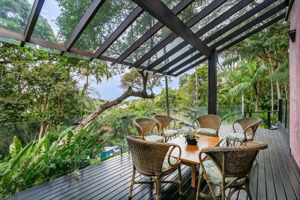 Casa em meio a natureza com vista para mar e lagoa House in Florianopolis