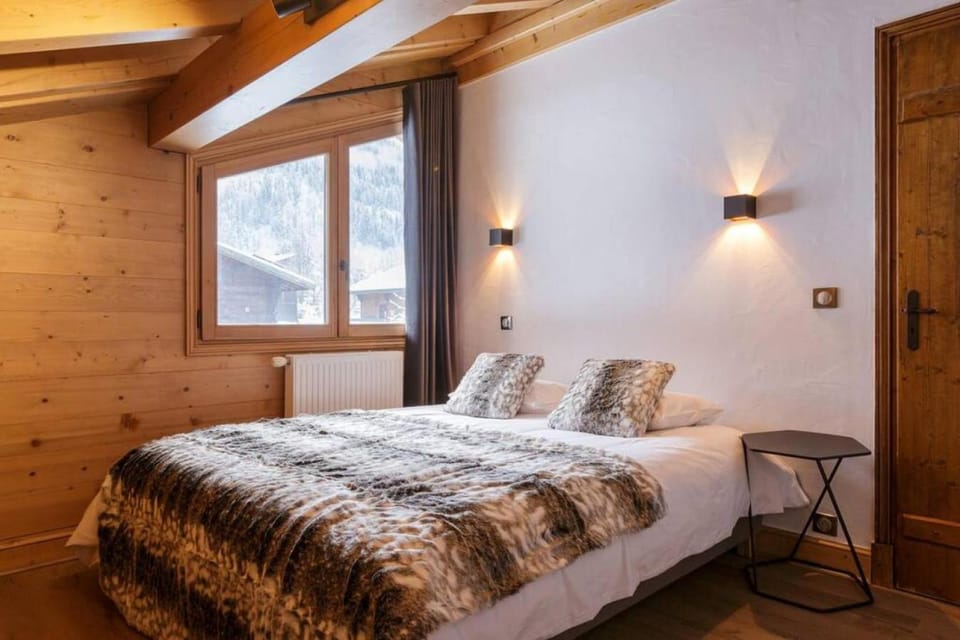 Grosse Pierre Chalet 180m2 Cheminee Jacuzzi Vue Taconnaz Chalet in Les Houches