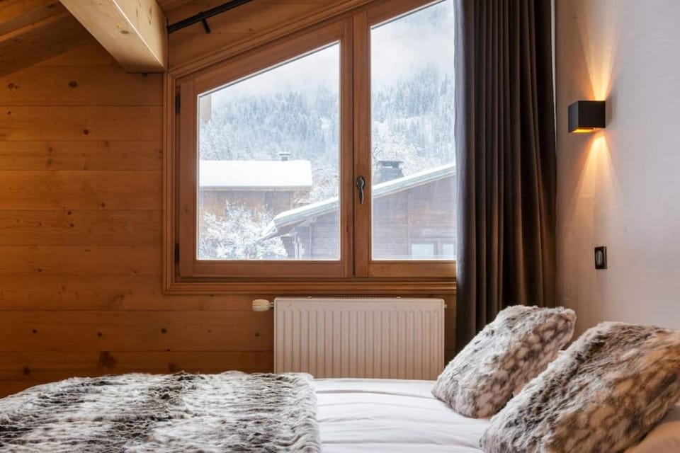 Grosse Pierre Chalet 180m2 Cheminee Jacuzzi Vue Taconnaz Chalet in Les Houches