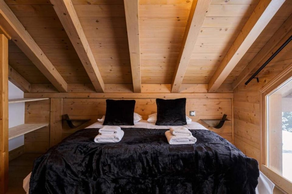 Grosse Pierre Chalet 180m2 Cheminee Jacuzzi Vue Taconnaz Chalet in Les Houches