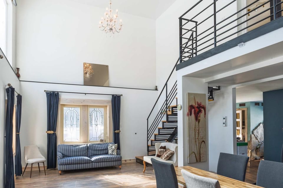 L'Ecomaison - Luminous & Open Space House in Rouyn-Noranda