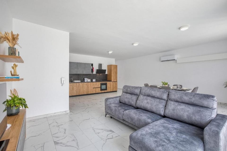 New -Family Home in central Malta by SF HOMES Apartment in Malta