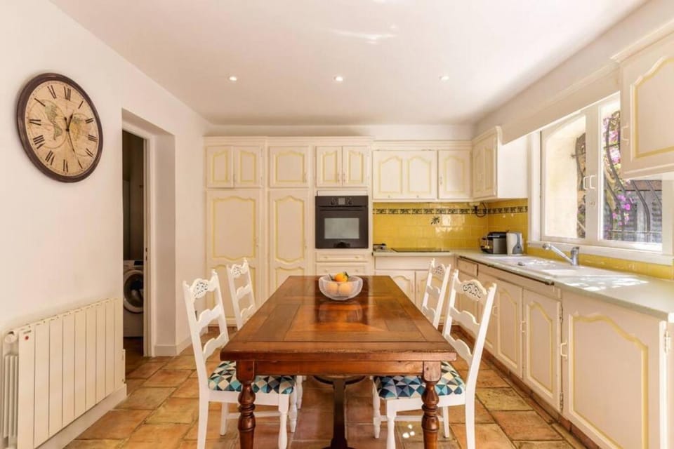Jardins d Alice Villa 240m2 Famille Piscine Vue Golf Esterel Villa in Mandelieu-La Napoule