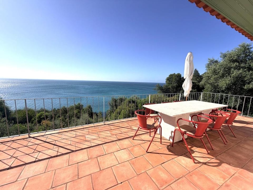 Patio, Balcony/Terrace, Dining area, Sea view