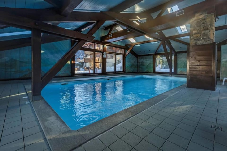 Verny Appart 2CH Familiale Pied Pistes Piscine Vue Apartment in Les Houches