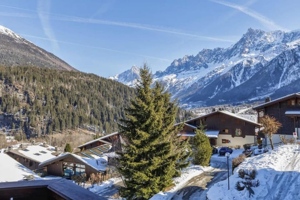 Verny Appart 2CH Familiale Pied Pistes Piscine Vue Apartment in Les Houches
