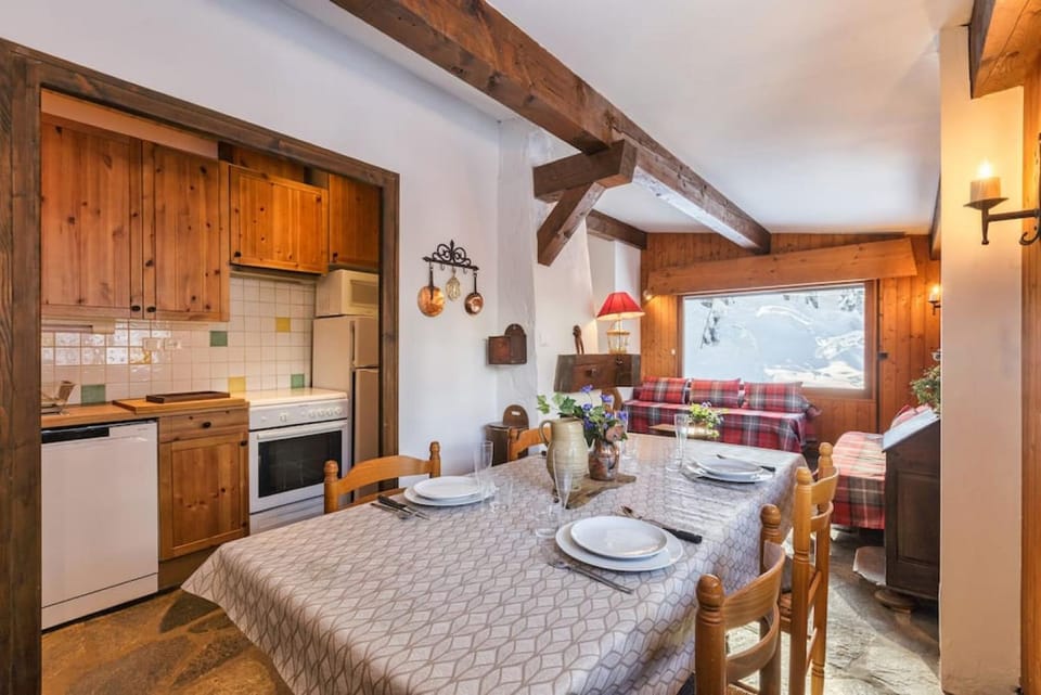 La Loriaz Chalet 7pax Nature Le Planet 5mn Argentiere Chalet in Chamonix