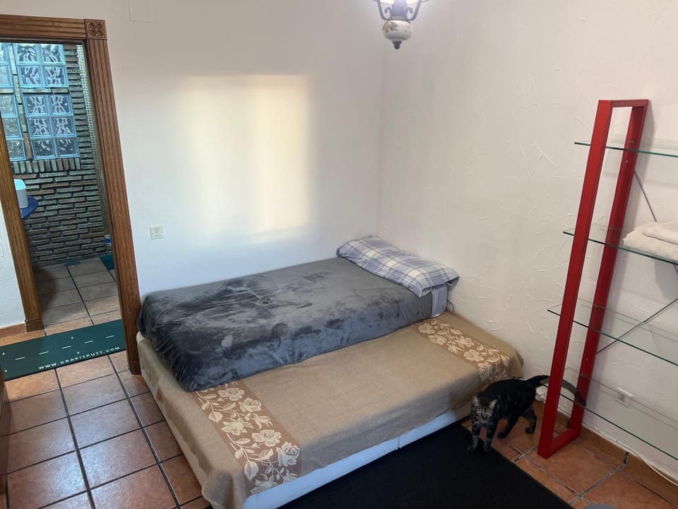 Habitación en San Vicente Apartment in Alicante