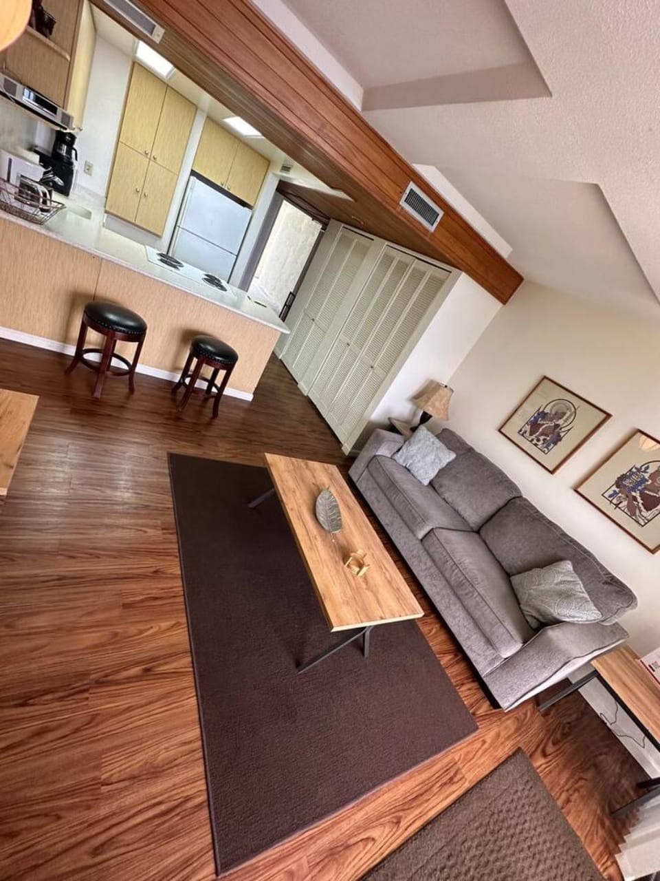 Kitchen or kitchenette, Living room