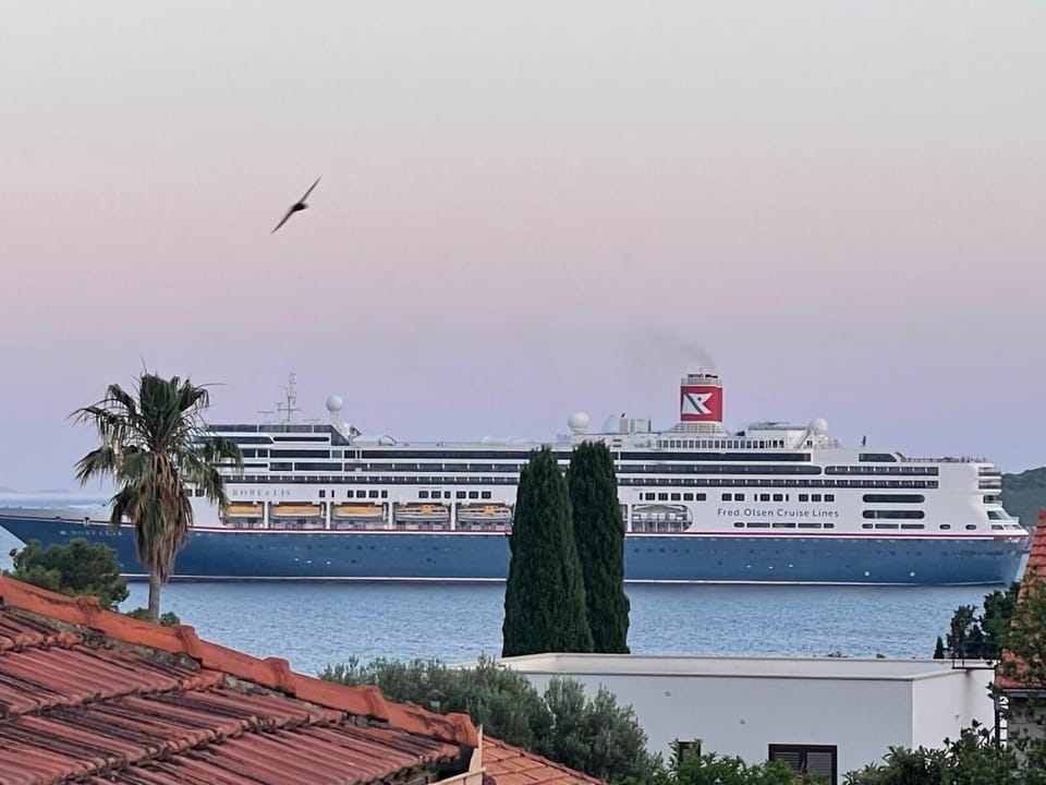 View (from property/room), Sea view