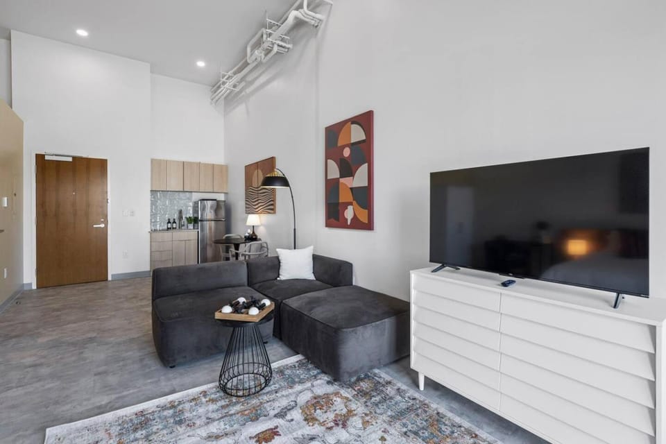Studio | near Aquarium, Coolridge Park Apartment in Chattanooga