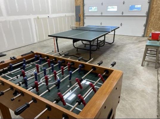 Game Room, Table tennis