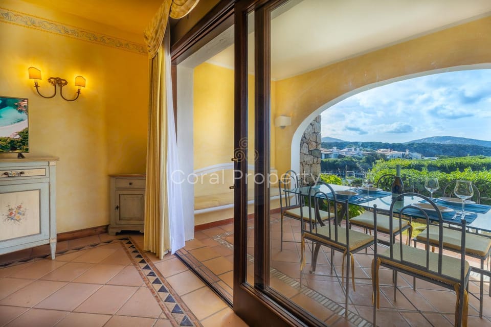 Patio, Natural landscape, TV and multimedia, Living room, Sea view, Inner courtyard view