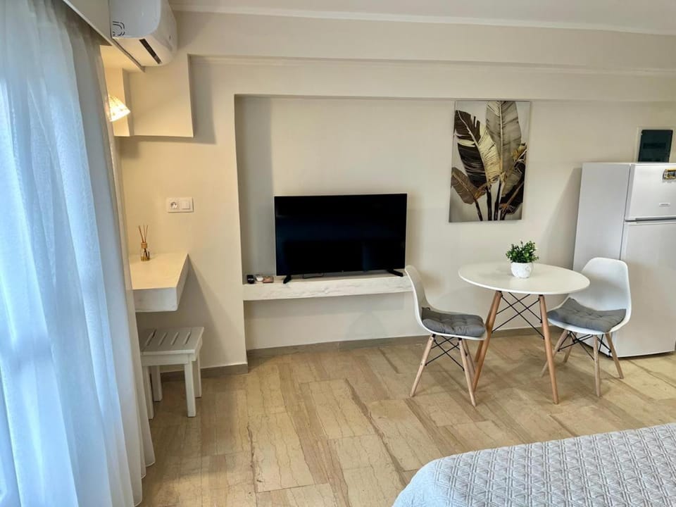 TV and multimedia, Dining area