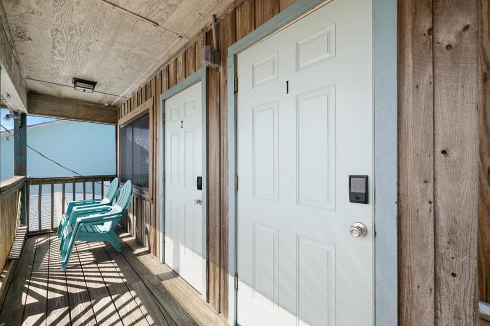 Gulfview Retreat on Dock Street Apartment in Cedar Key