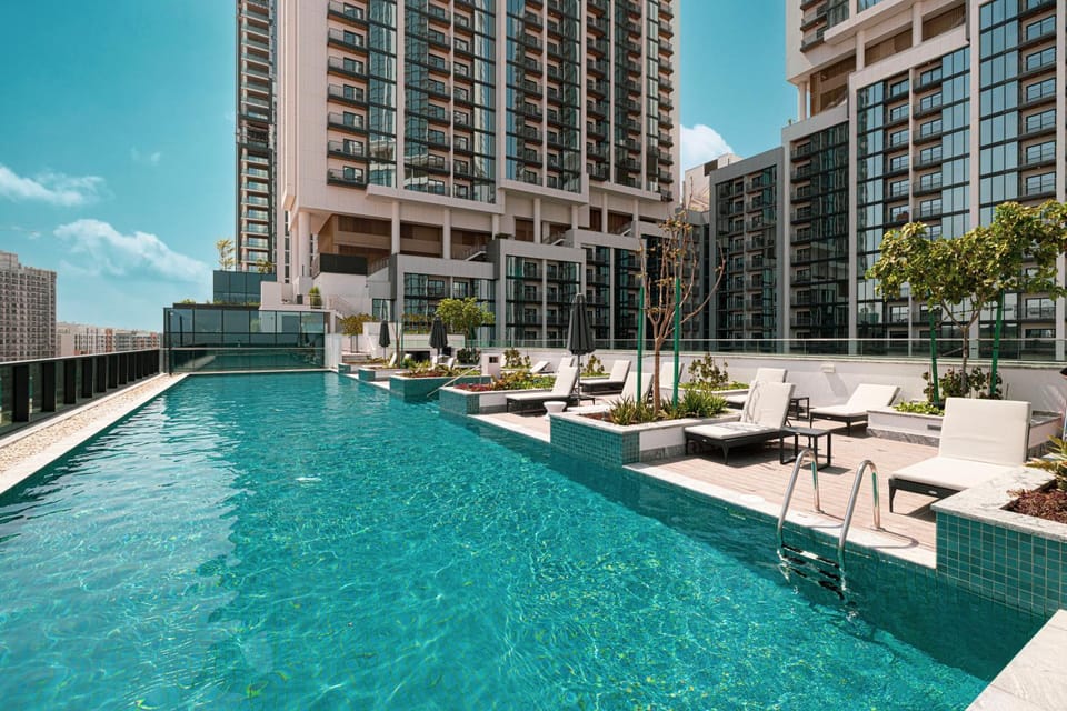 Property building, Pool view, Swimming pool