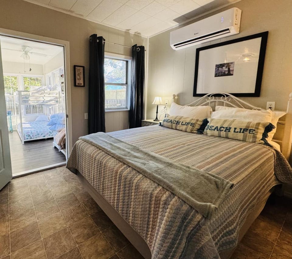 Turtles Beach House House in Tybee Island