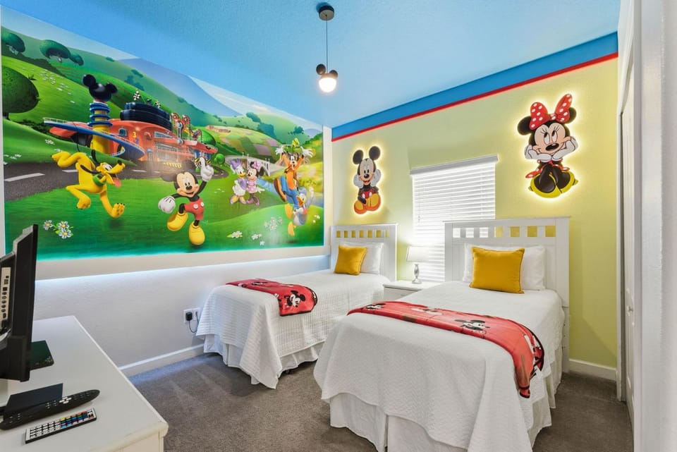 8951 Disney Dreams Family Townhouse Near Park House in Four Corners