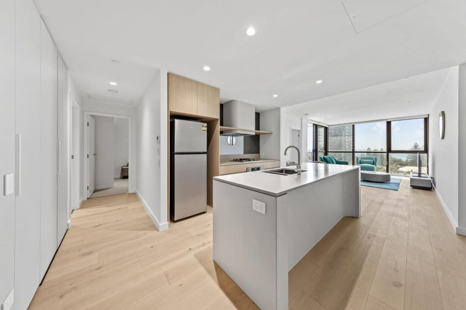 Sun-Kissed 2BR Escape with Pool Access Apartment in Mermaid Beach