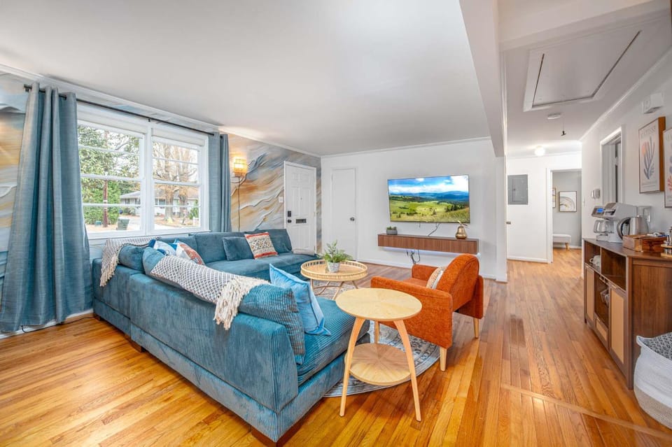 The Blue Haven Bungalow House in Carrboro